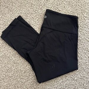 Lululemon low rise capris